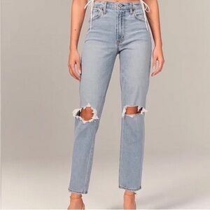 Abercrombie & Fitch The Mom High Rise Jeans Blue Distressed Size 28 Women’s
